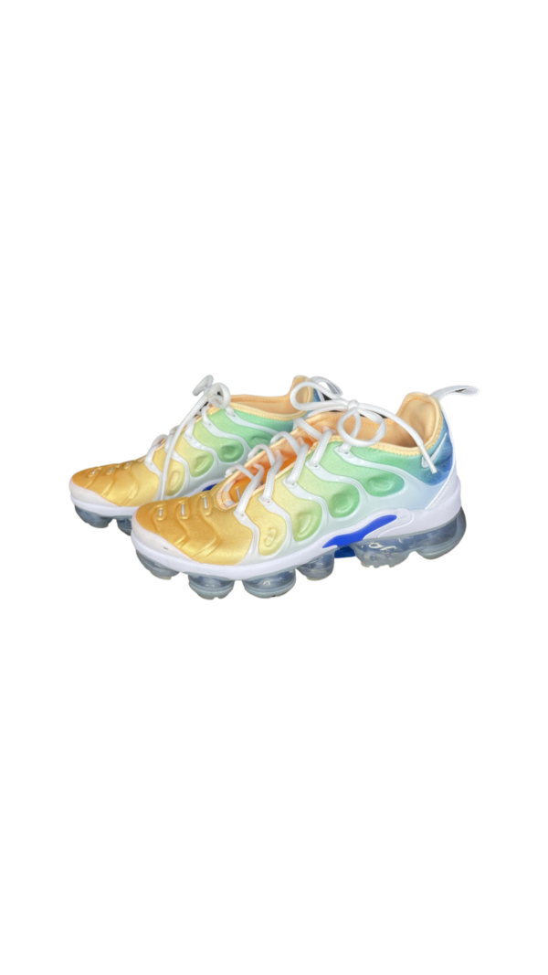 W AIR VAPORMAX PLUS